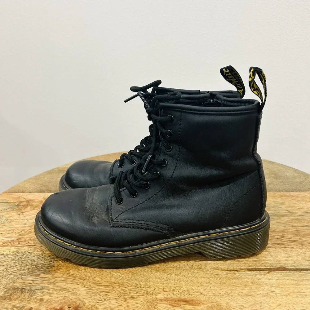 Dr Doc Martens Big Kids Youth Sz 4 Black Leather Combat Boots 1460 J UK 3 EU 36